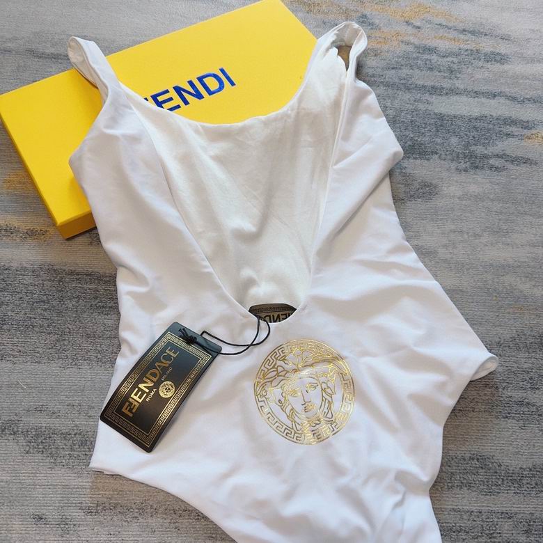 Fendi S-XL  106 (5)